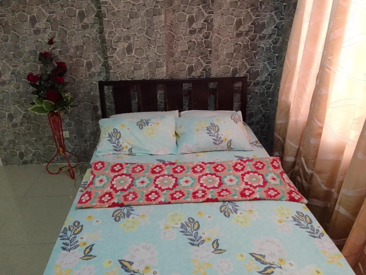 Emmanuel'S Service Apartment Near The Airport Manila Exteriér fotografie