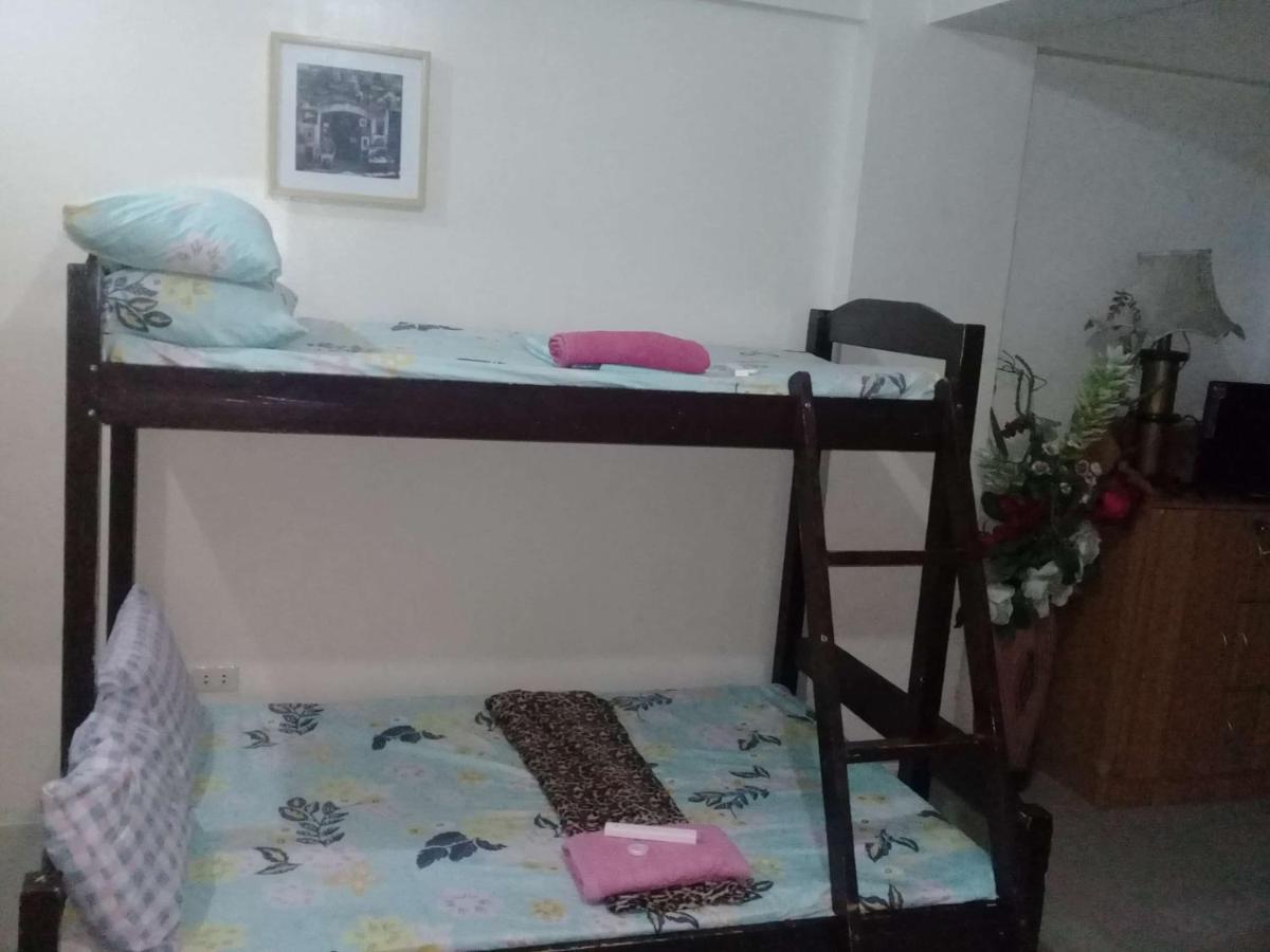 Emmanuel'S Service Apartment Near The Airport Manila Exteriér fotografie