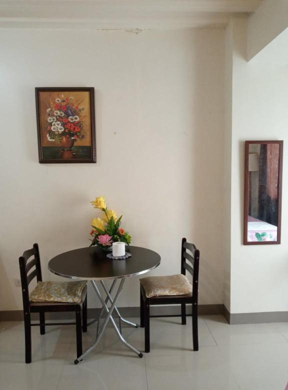 Emmanuel'S Service Apartment Near The Airport Manila Exteriér fotografie